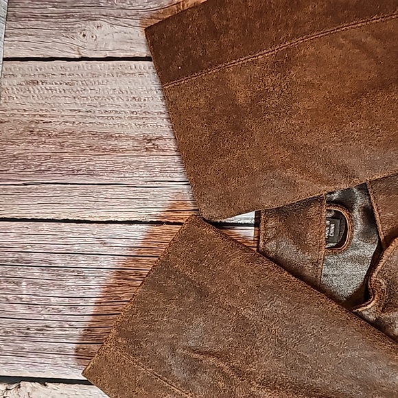 VINTAGE ARMANI COLLEZIONE BROWN DISTRESSED LEATHER ZIP-UP JACKET - Picture 13 of 16